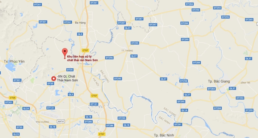 Dan mang hang kg ruoi ra duong chan xe vao bai rac hinh anh 11