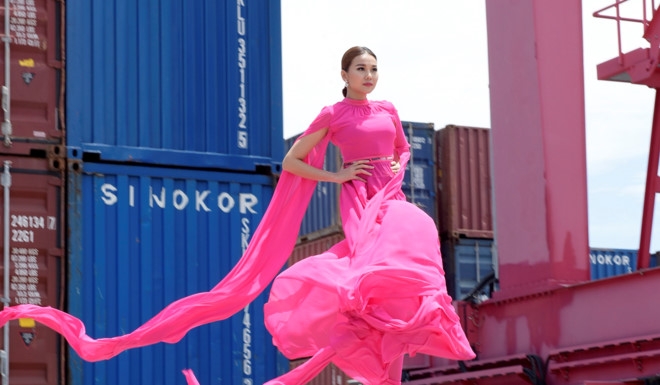 Thanh Hang: 'Thi sinh Next Top nen biet kiem soat cam xuc' hinh anh 1
