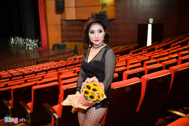 Dien vien Cat Tuong: 'Toi da chia tay ban trai kem 10 tuoi' hinh anh 2