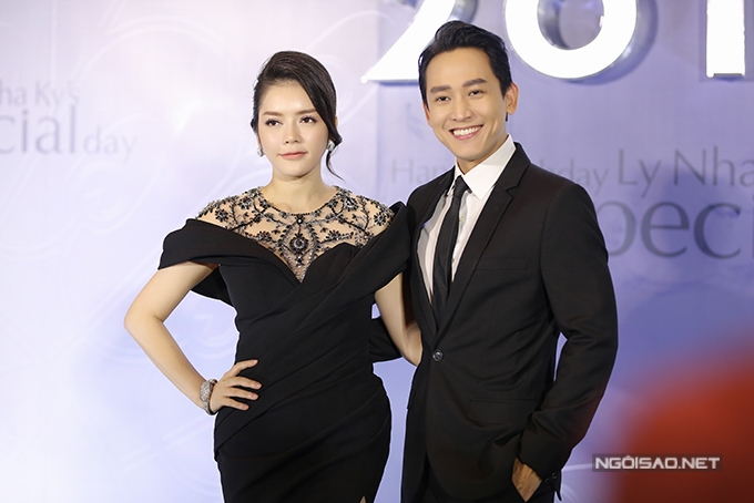 dan-sao-du-tiec-sinh-nhat-xa-hoa-cua-ly-nha-ky-tiep-6