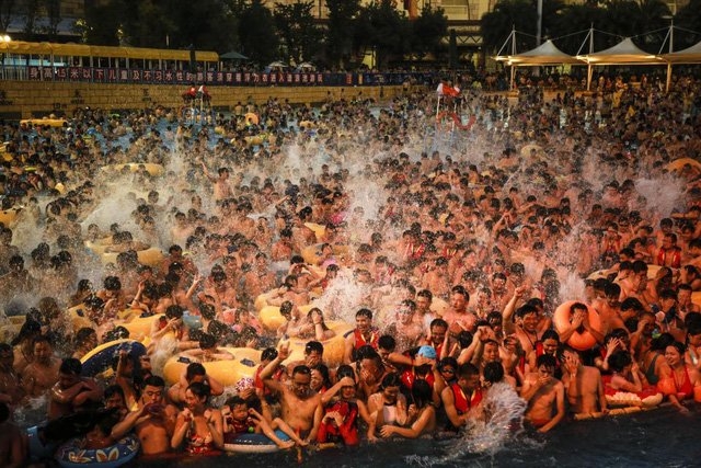 Trung Quốc, nóng kỷ lục, bể bơi