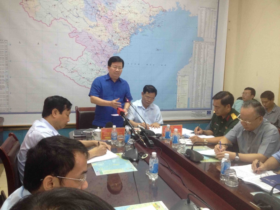 nong: thuy dien hoa binh tiep tuc phai mo cua xa day thu 3 de xa lu hinh anh 2