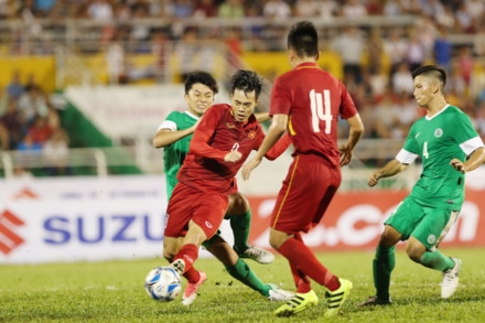 Thắng U22 Macau 8-1, U22 Việt Nam giành ngôi đầu bảng từ Hàn Quốc ảnh 1