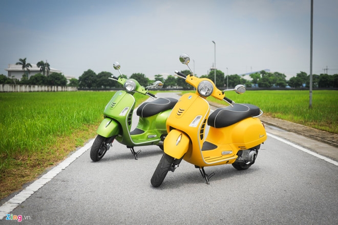 Vespa GTS Super 300 re bang nua Honda SH 300i tai Viet Nam hinh anh 1