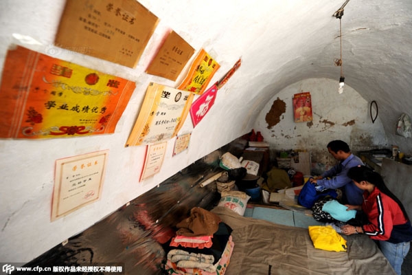 xuc dong cau chuyen hai anh em ganh nuoc, don cui, quy lay cha me truoc khi di - 6