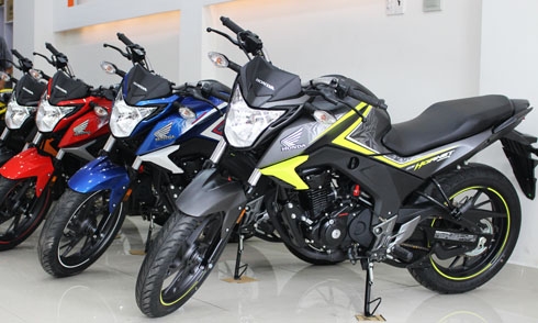 honda-cb-hornet-160r-2017-gia-hon-70-trieu-ve-viet-nam