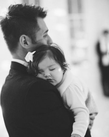 Câu chuyện con gái ẵm cháu về thăm nhà, nửa đêm kêu đói bố liền đúc từng muỗng xôi gây xúc động cộng đồng mạng - Ảnh 3.