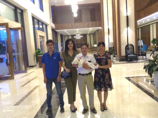 Câu chuyện con gái ẵm cháu về thăm nhà, nửa đêm kêu đói bố liền đúc từng muỗng xôi gây xúc động cộng đồng mạng - Ảnh 7.