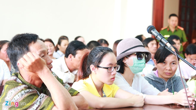 Ba bi cao tat axit nu sinh o Sai Gon lai hau toa hinh anh 2