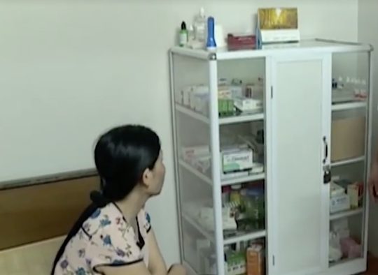 Hơn 70 trẻ bị sùi mào gà: Đi khám họng, y sĩ đòi chữa bao quy đầu - Ảnh 2.