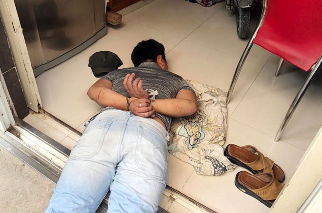 ca khu dan cu o sai gon chong tra nhom nguoi an “gan hum” hinh anh 1