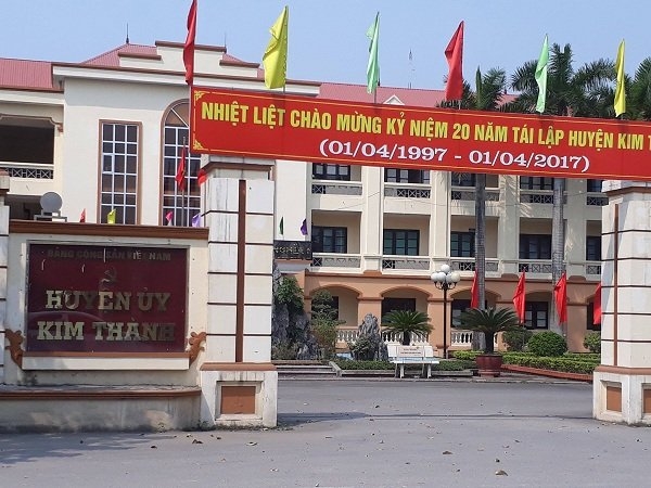 cả nhà làm quan, cả họ làm quan, Bí thư huyện, huyện Kim Thành, Hải Dương