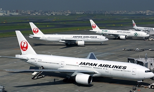japan-airlines-bat-tay-vietjet