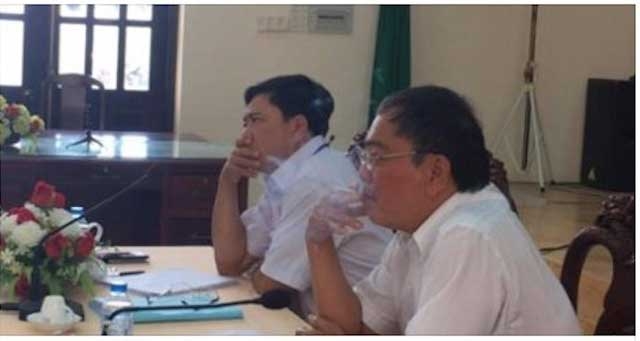 pho chu tich hau giang tran tinh viec “phi pheo” thuoc la giua hoi nghi hinh anh 1