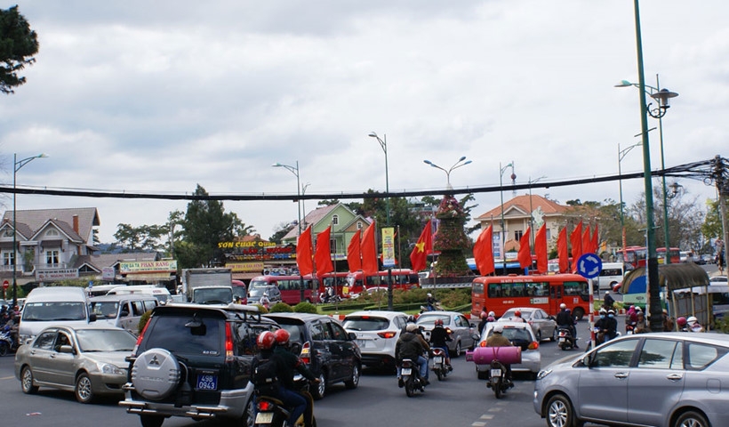 Giao thông ở thành phố không đèn xanh, đèn đỏ 3