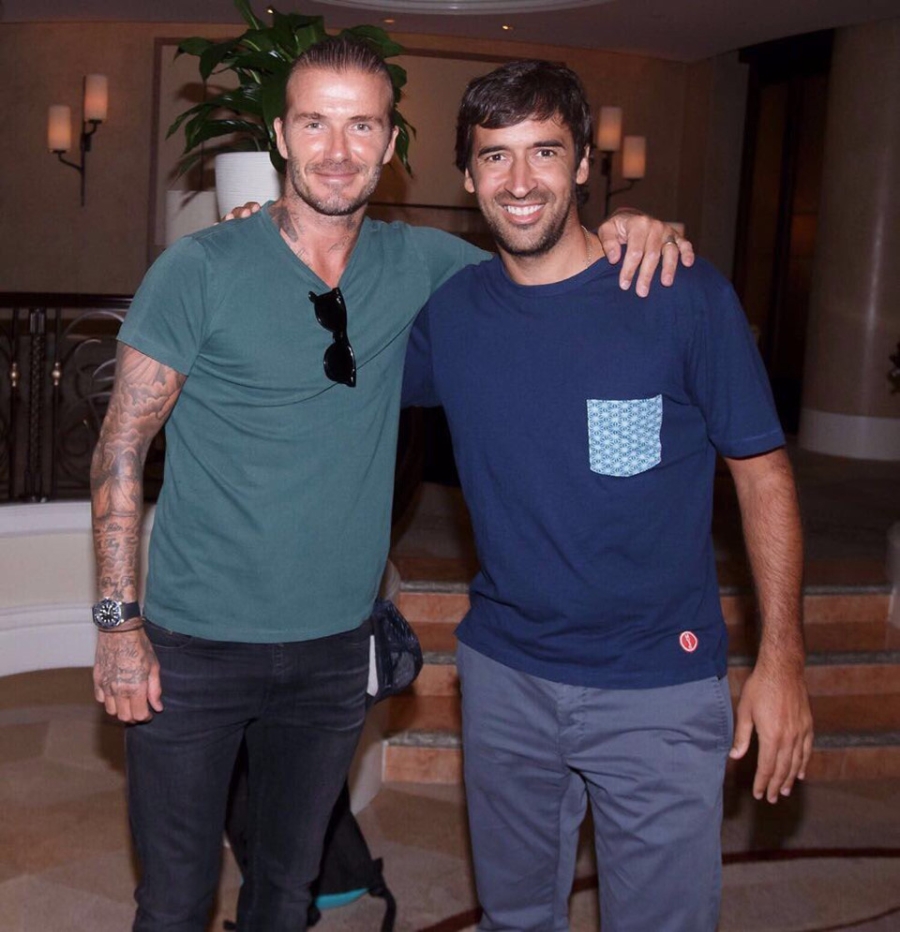 David Beckham hoi ngo voi Zidane va Raul hinh anh 2