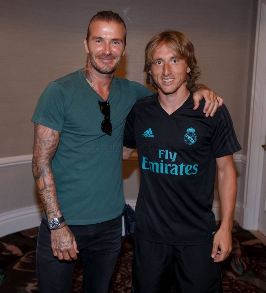 David Beckham hoi ngo voi Zidane va Raul hinh anh 8