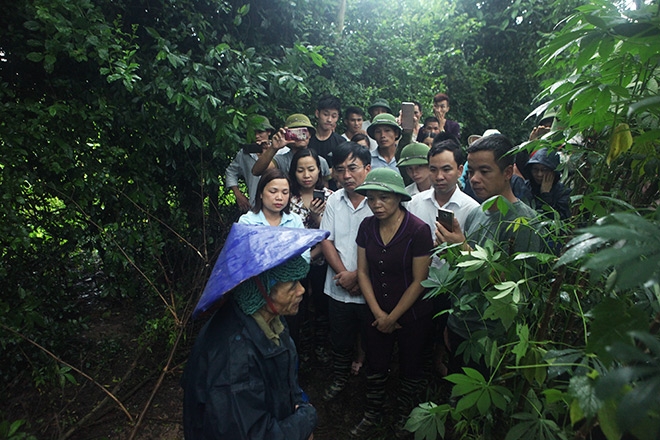 giap mat voi gia dinh “nguoi rung” trong khu vuon ki bi hinh anh 2