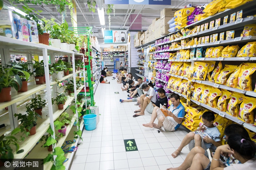 Tu ga tau den sieu thi: Muon kieu tranh nong tai Trung Quoc hinh anh 6