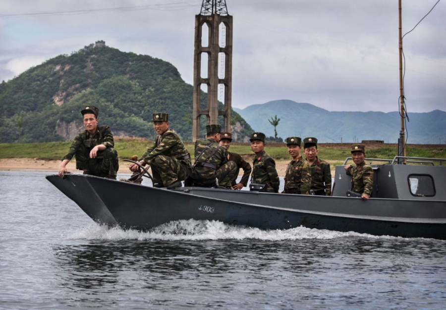 Vi sao Trung Quoc voi va cung co bien gioi voi Trieu Tien? hinh anh 1