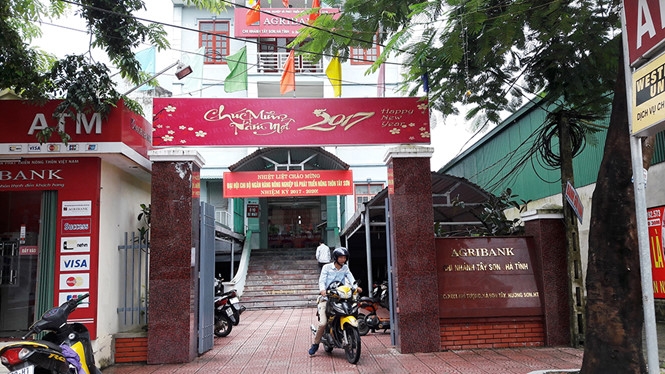 Ngân hàng Nông nghiệp và Phát triển Nông thôn Việt Nam (Agribank) Chi nhánh Tây Sơn /// Ảnh Phạm Đức