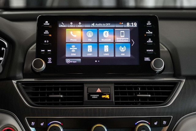 Ngắm vẻ đẹp của Honda Accord 2018 qua những hình ảnh bằng xương, bằng thịt - Ảnh 11.