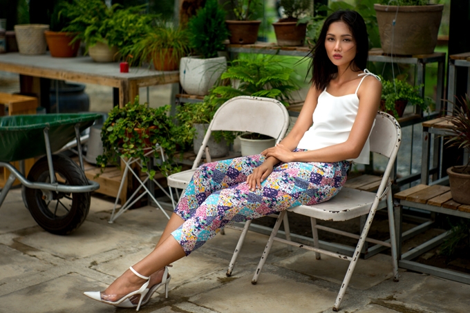 trang-phuc-sexy-cho-ngay-he-them-tuoi-tre-4