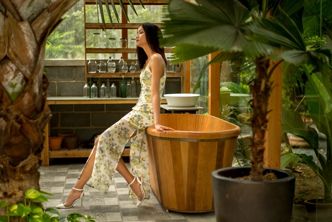 trang-phuc-sexy-cho-ngay-he-them-tuoi-tre-9