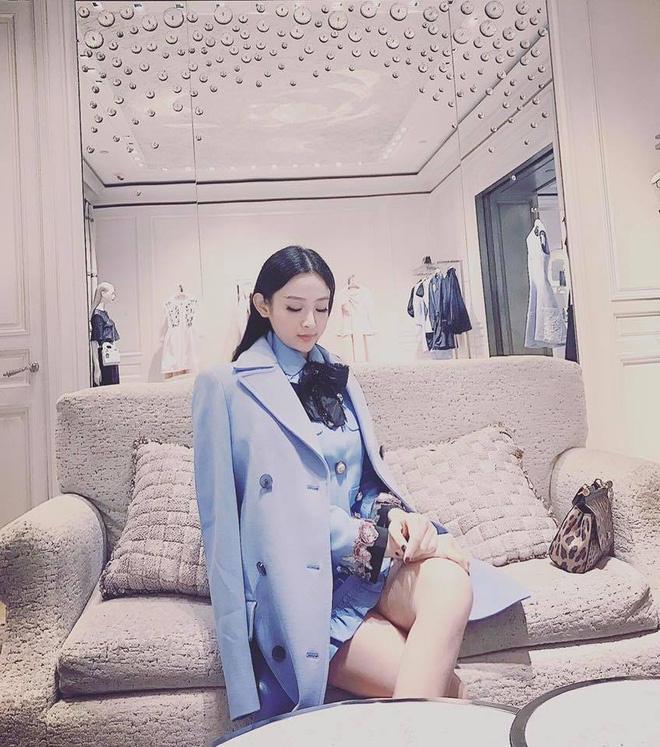 Cuộc sống ngập trong đồ hiệu, xe sang bên chồng đại gia của cựu hotgirl Huyền Baby - Ảnh 12.