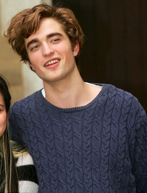 robert-pattinson-thu-nhan-tung-di-an-cap-tap-chi-khieu-dam-de-ban-kiem-tien-1