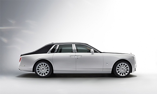 rolls-royce-phantom-2018-khang-dinh-dang-cap-sieu-sang-page-2-1