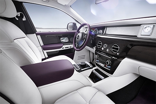 rolls-royce-phantom-2018-khang-dinh-dang-cap-sieu-sang-page-2-3