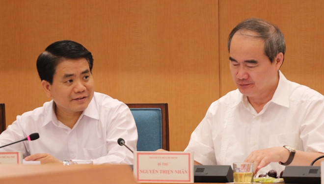Bi thu TP.HCM cung Chu tich Ha Noi ban ve cai cach hanh chinh hinh anh 1