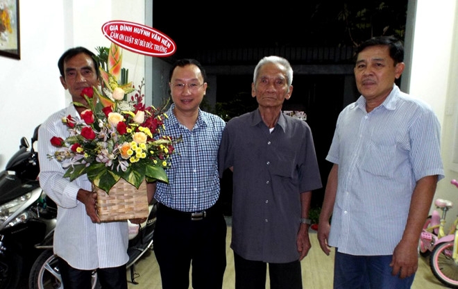 Gia dinh yeu cau tuyen bo Huynh Van Nen mat hanh vi nang luc dan su hinh anh 2