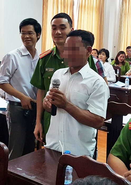 Người cha nghèo Sóc Trăng có con bị xâm hại: “Khi biết con bị cưỡng kiếp, tôi khóc cả ngày” - Ảnh 2.