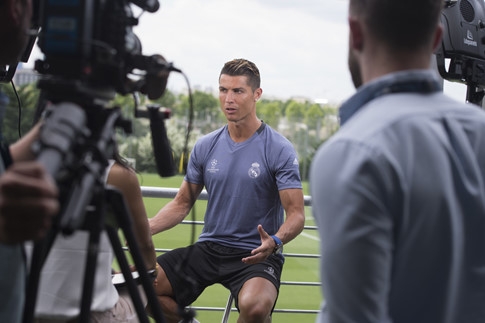 Ronaldo phải ra tòa trước khi bắt đầu mùa giải mới cùng Real Madrid - ảnh 2