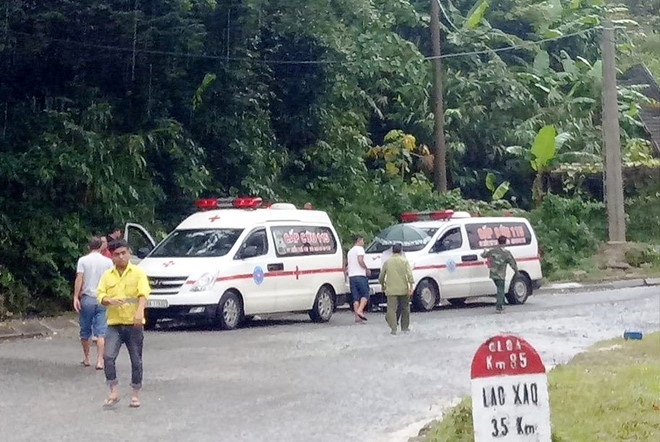 Noi dau cua nguoi than vu 6 lao dong tu vong tai Lao hinh anh 1