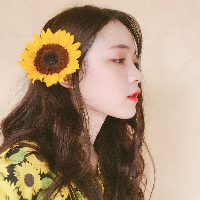Nu sinh 10X chuyen Anh uoc mo thanh nguoi mau chuyen nghiep hinh anh 8