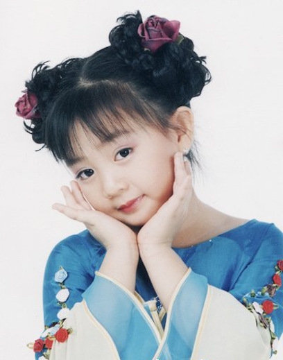 be-xuan-mai-tu-tai-nang-am-nhac-den-ba-me-hai-con-o-tuoi-22-1