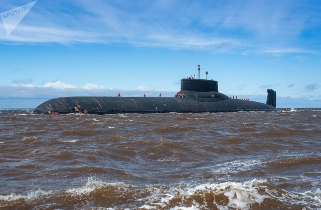  Tàu ngầm mang tên lửa đạn đạo hạt nhân Dmitry Donskoy. (Ảnh: Sputnik) 