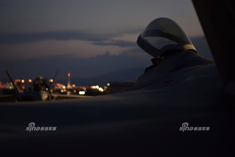 Ky luc “vo tien khoang hau” cua tiem kich F-22 Raptor-Hinh-3