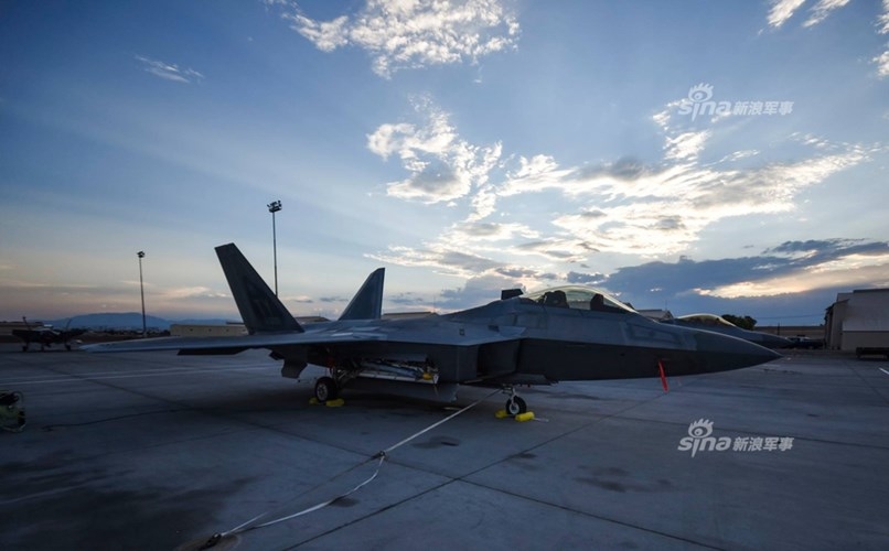 Ky luc “vo tien khoang hau” cua tiem kich F-22 Raptor-Hinh-4