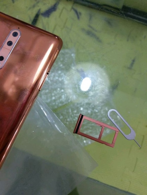 Tiếp tục rò rỉ ảnh thực tế của Nokia 8 trước thềm sự kiện ngày 16 tháng 8 của HMD