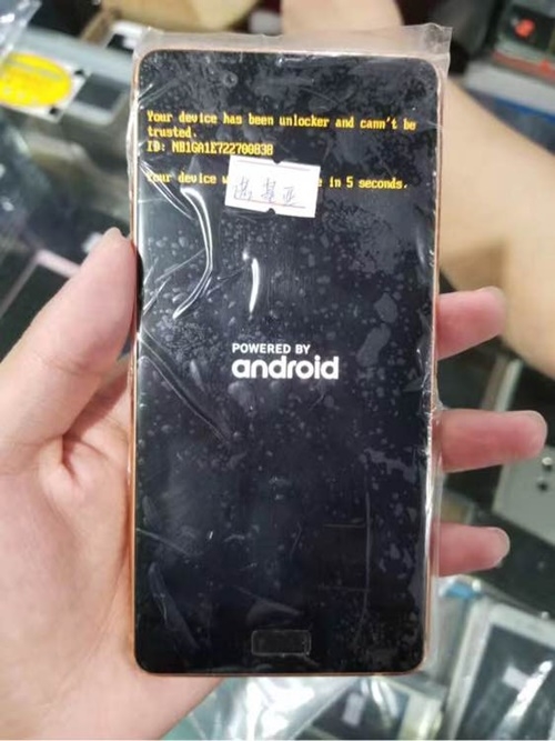 Tiếp tục rò rỉ ảnh thực tế của Nokia 8 trước thềm sự kiện ngày 16 tháng 8 của HMD