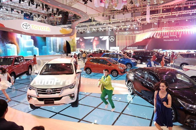 Trực tiếp: Toyota tung MPV hạng sang Alphard - Xe nhỏ Toyota Wigo thách thức Hyundai i10 - Ảnh 1.