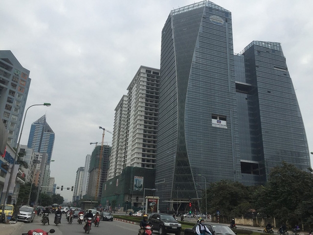  Hà Nội lộ diện thêm con đường nhỏ dài 1km oằn mình cõng 25 tòa cao ốc - Ảnh 5.