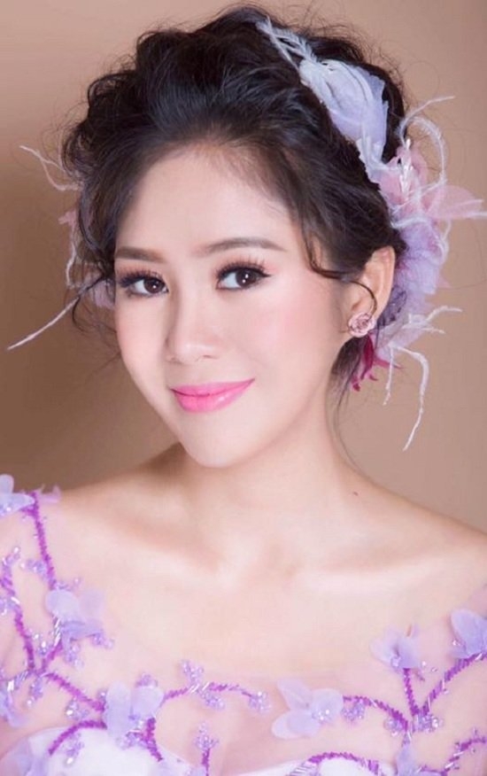 Lý Nhã Kỳ, MC Quyền Linh, Cát Phượng, Ngọc Trinh, Hoài Anh, Khánh Thi, làng sao