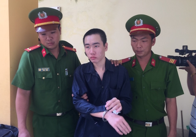 Nam sinh lop 12 giet, hiep be gai lop 4 linh 30 nam tu hinh anh 4