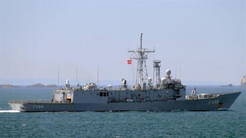 tho nhi ky va qatar tap tran chung giua luc vung vinh cang thang hinh 1