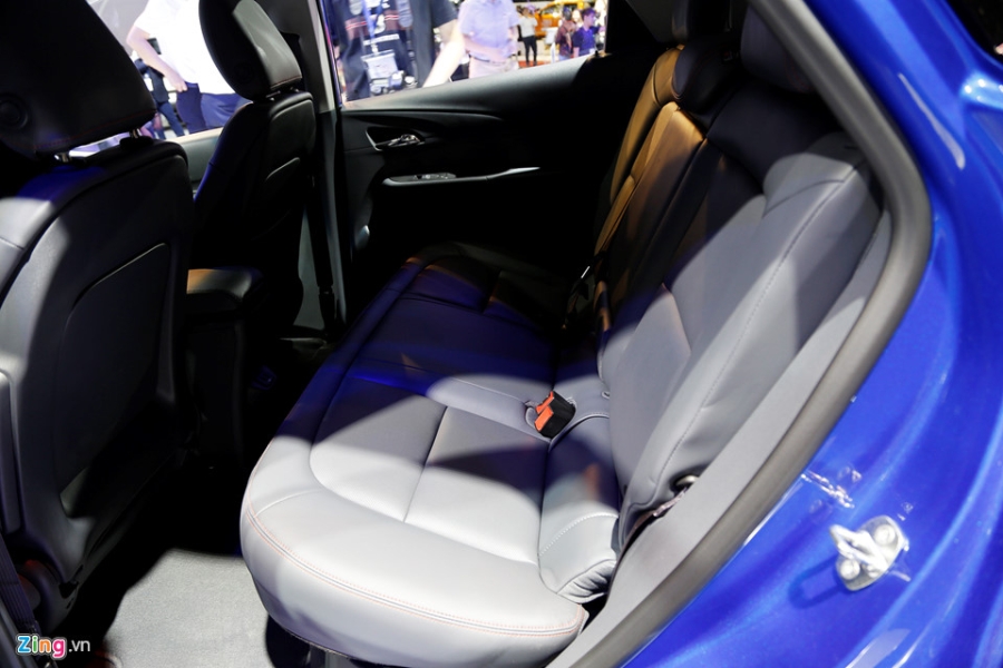 Xe dien Chevrolet Bolt EV - doi thu Tesla Model 3 ra mat tai Viet Nam hinh anh 13